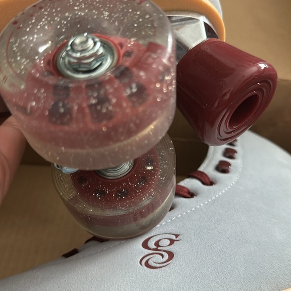 NEW Roller Derby Candi Grl Quad Roller Skate Size 10 women’s - Picture 2 of 4